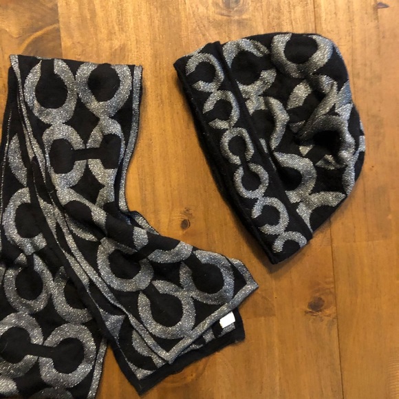 COACH Scarf & Beanie - Picture 3 of 5
